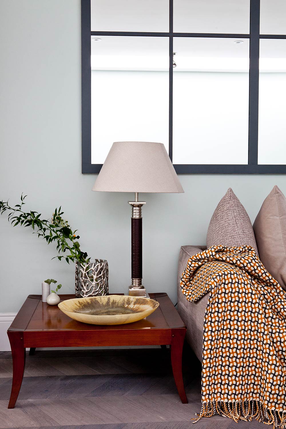 Abbeville table and lamp