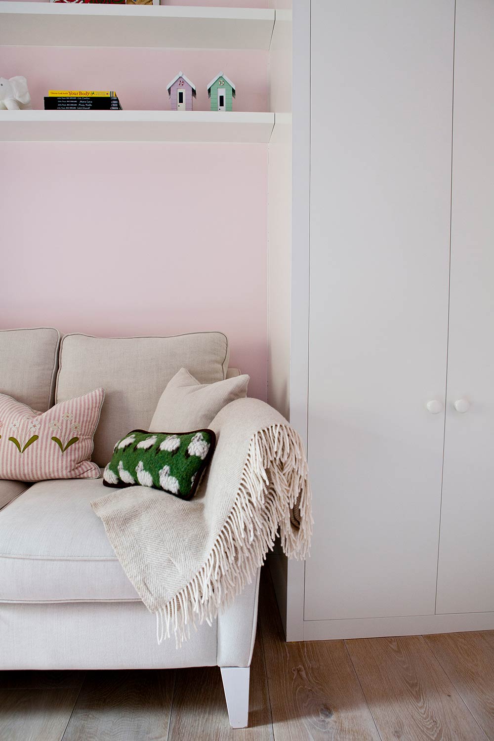 Bennerley Road seating | The Desired House